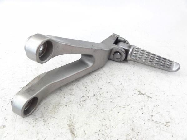 Kawasaki ZX-6R 636 Bj 03 Fußraste hinten links